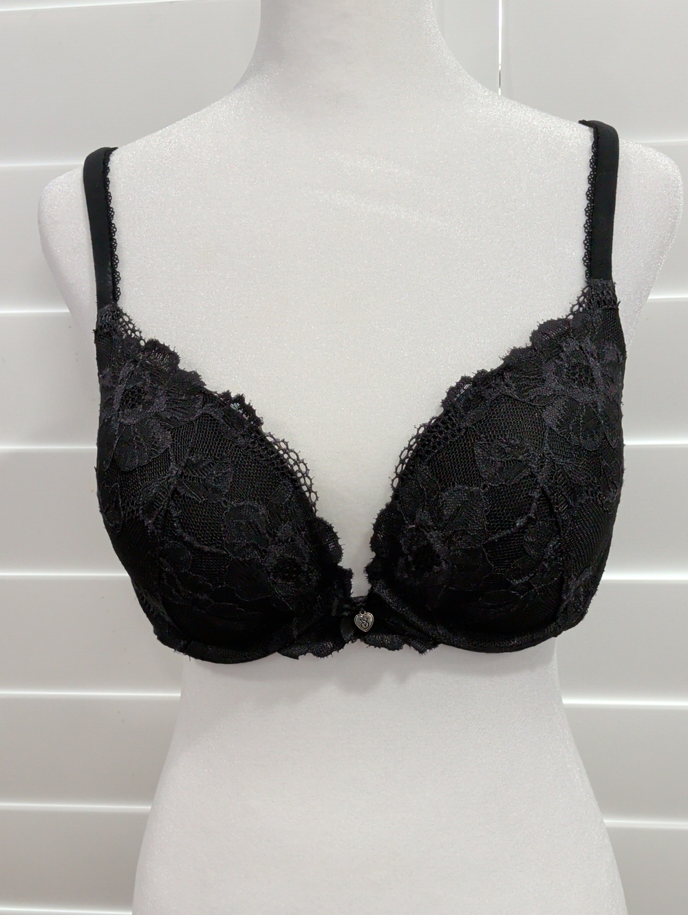 Victoria's Secret Black Lace Push-Up Bra with Floral Lace